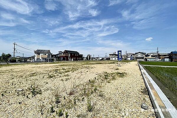 【分譲地全体】建築条件なし！ お好みのハウスメーカーで、こだわりの注文住宅が建てられます。