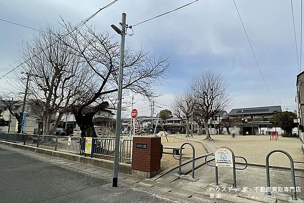 周辺を拡大表示