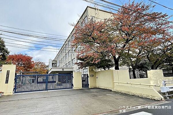 京都市立桂川中学校 1410m