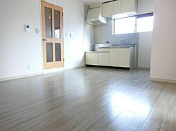 ドミール仲谷2号館 3階3LDKのリビング/ダイニング