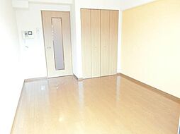 カタヤビル 6階1Kのリビング/ダイニング