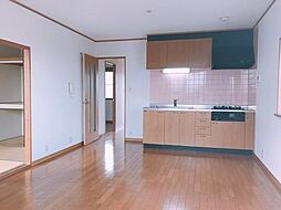 ハイツトビ 3階2LDKのリビング/ダイニング