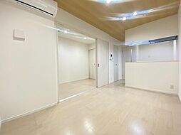 Ｓｔ．Ｒｅｓｉｄｅｎｃｅ七道 2階1LDKのリビング/ダイニング