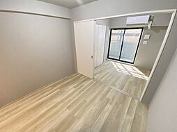 クローバー・グランツ三国ヶ丘 3階1LDKのリビング/ダイニング