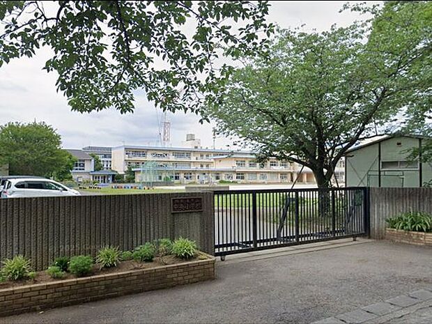 「四街道市立中央小学校」まで1060m (徒歩14分)