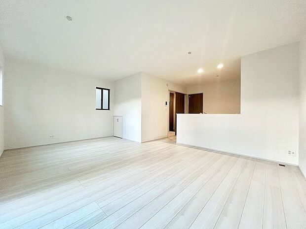 【本日ご案内可能です。】【頭金0円・無料送迎・銀行選び無料相談できます♪】