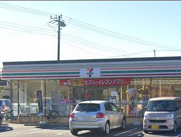 「セブンイレブン千葉柏井1丁目店」まで820m (徒歩11分)急な買い物はもちろん、ATM利用や公共料金の支払いなどにご利用いただけます。