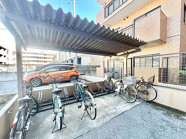【駐輪場】便利で安心な駐輪場を完備し、日々の移動をサポートします。