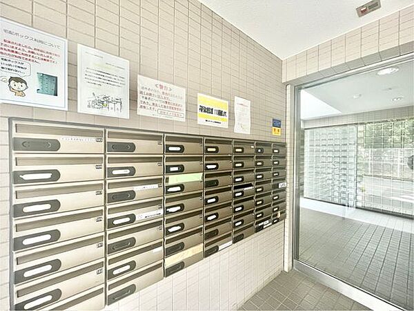 【ポスト】プライバシーに配慮した郵便受けで郵送物の受取も安心です。