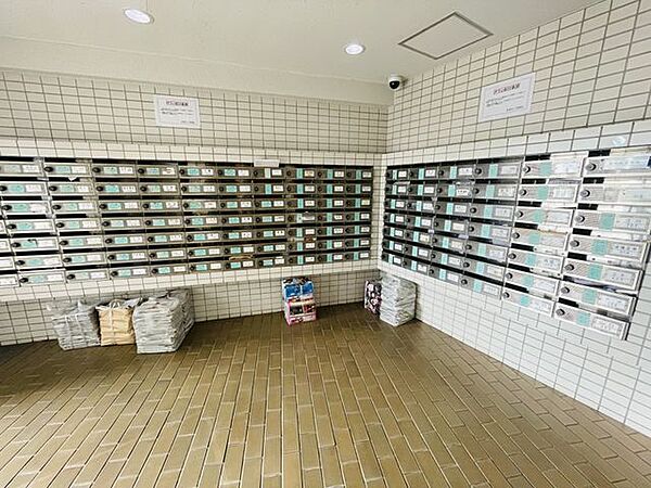 【ポスト】 居住者ごとに分かれた専用ポストで、プライバシーにも配慮されています。