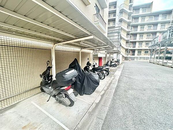 【バイク置場】バイク好きに嬉しい、安心の専用スペース♪