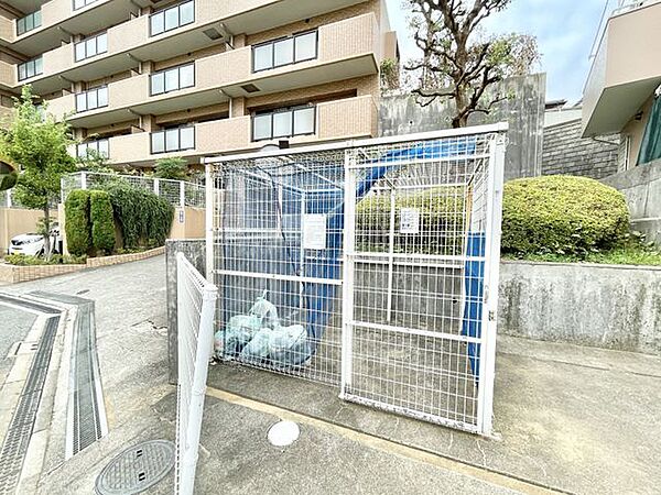 【ゴミ置き場】分別しやすく安心なゴミ置き場なので、常に清潔に保たれています。