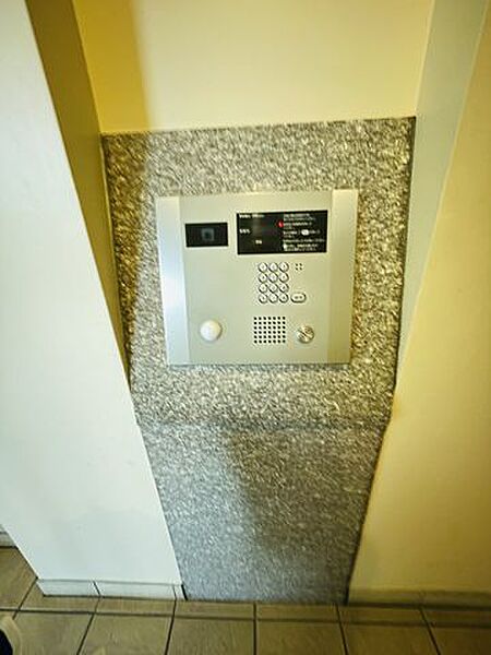 【オートロック】安心のオートロック完備。セキュリティ充実のマンションです。