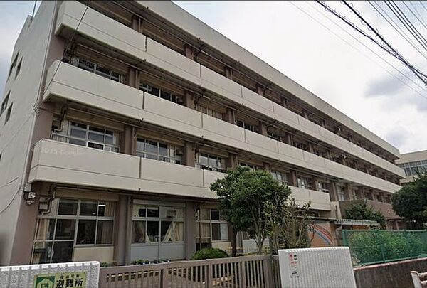 「船橋市立三山東小学校」まで1110m (徒歩14分)
