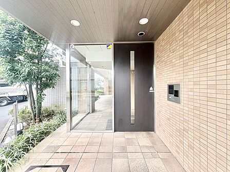 【オートロック】安心のオートロック完備。セキュリティ充実のマンションです。
