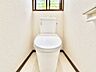 トイレ：【トイレ】トイレは1階と2階それぞれに配置されていてとても便利です！※CGで家具等をを消しています。