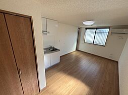 西武新宿線 沼袋駅 徒歩12分の賃貸アパート 1階1LDKのリビング/ダイニング