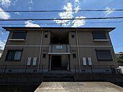 シャーメゾン大中 2階 築25年の賃貸物件