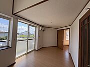 滝野駅より徒歩10分 築28年5ヶ月 2階建の賃貸物件