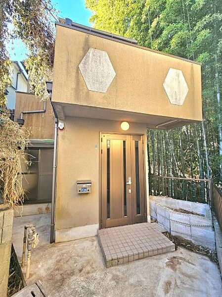 外観：328000570521