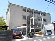 茨木駅よりバス24分 徒歩2分 3階 築8年8ヶ月の賃貸物件