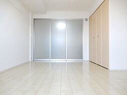 ハックベリー茨木南 6階1DKのリビング/ダイニング