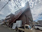 南茨木駅よりバス6分 徒歩4分 2階 築31年8ヶ月の賃貸物件