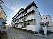 富田駅より徒歩16分 4階 築49年5ヶ月の賃貸物件