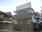 正雀駅より徒歩13分 築8年10ヶ月 2階建の賃貸物件