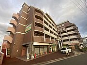 茨木駅より徒歩2分 4階 築25年7ヶ月の賃貸物件