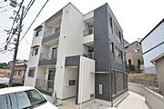 吹田駅よりバス10分 徒歩3分 1階 築8年4ヶ月の賃貸物件