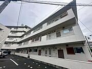 南千里駅よりバス8分 徒歩3分 3階 築48年7ヶ月の賃貸物件