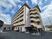 山田駅より徒歩13分 築40年9ヶ月 6階建の賃貸物件