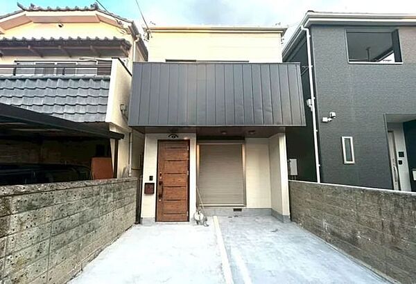 外観：327001690272