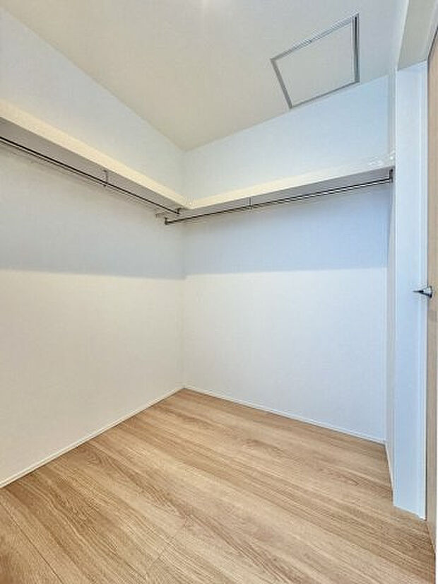 写真は施工例。ご案内は平日・休日ともに可能です。お仕事帰りやお買い物のついでなど、短時間のご見学にも柔軟に対応いたします。まずは30分ほどサクッとご覧いただくだけでも大歓迎です。お気軽にご相談下さい。