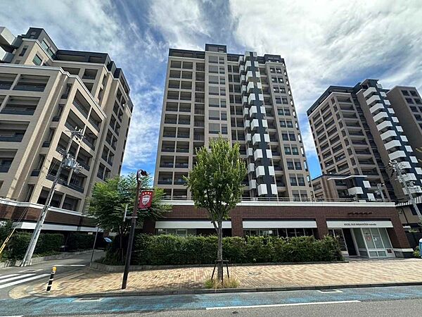 外観：328000602667