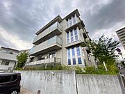 関大前駅より徒歩11分 1階 築7年8ヶ月の賃貸物件