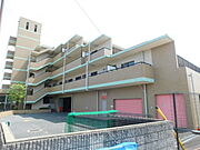 川西池田駅より徒歩13分 3階 築28年7ヶ月の賃貸物件