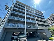 江坂駅より徒歩13分 3階 築2年11ヶ月の賃貸物件