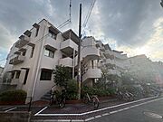豊中駅よりバス12分 徒歩2分 3階 築39年の賃貸物件