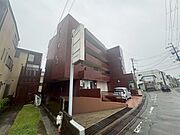 箕面駅より徒歩15分 築41年4ヶ月 4階建の賃貸物件