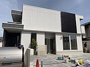 LaMaison上野坂 1階 築5年の賃貸物件