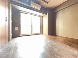 Osaka Metro御堂筋線 江坂駅 徒歩4分の賃貸マンション 8階1DKのリビング/ダイニング