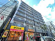 江坂駅より徒歩3分 3階 築49年の賃貸物件