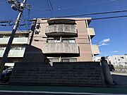 石橋阪大前駅より徒歩6分 3階 築33年2ヶ月の賃貸物件