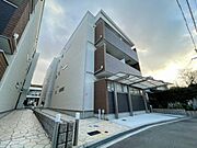 石橋阪大前駅より徒歩17分 3階 築7年の賃貸物件