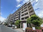 江坂駅より徒歩4分 6階 築25年の賃貸物件