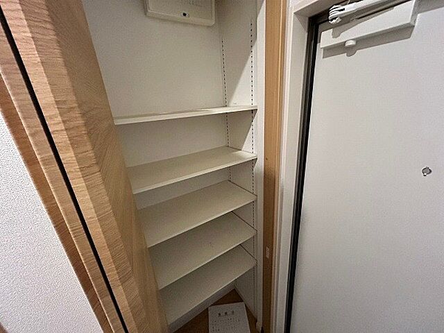 収納