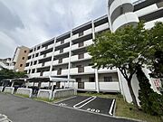 ＵＲ都市機構アルビス五月丘団地１１１号棟 1階 築27年11ヶ月の賃貸物件