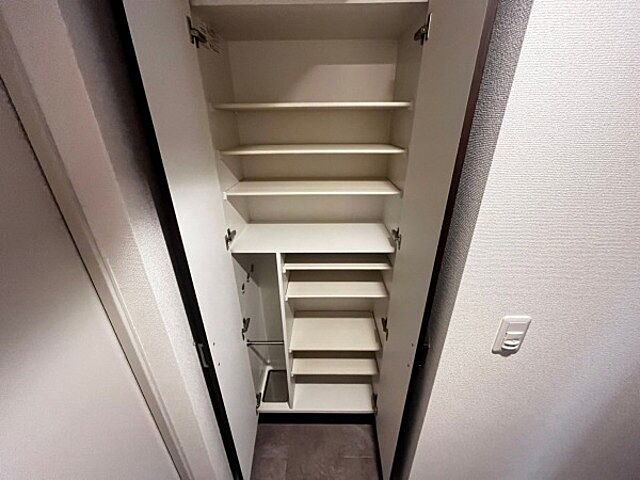 収納